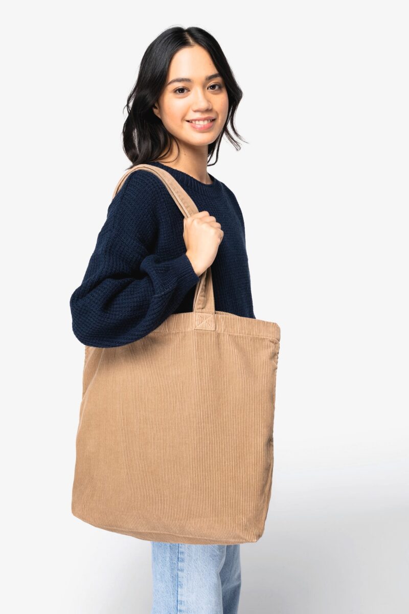 Ausgewaschene Tasche aus Kord